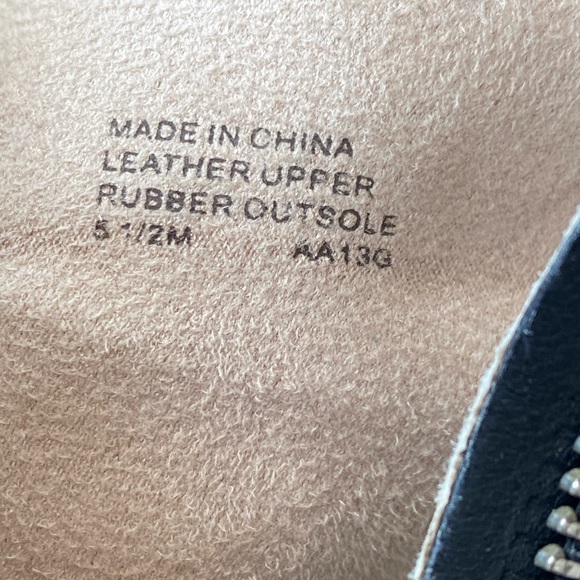 Women’s MICHEAL Micheal Kors Black Leather ankle boots Silver Spike Heels Sz 5.5 - Picture 8 of 10